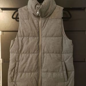 Old navy puffer vest